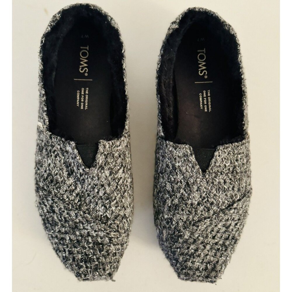 Toms sweater knit faux fur lined flats in Black/Grey Women's Sz 7 Comfortable.